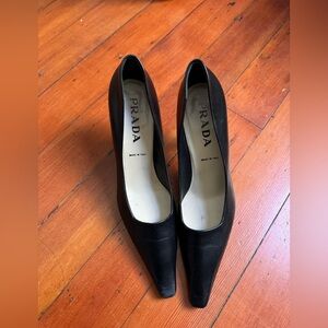 Prada Women Black Pointed Toe Heels 37